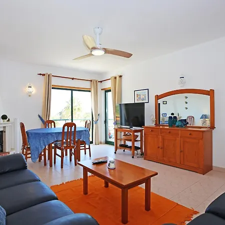 Quinta Dos Pinheiros Apartment