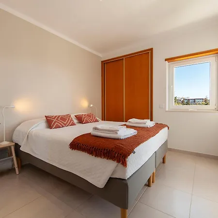 Quinta Dos Pinheiros Apartmán *
