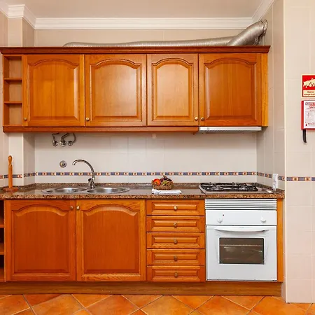 Quinta Dos Pinheiros Apartment