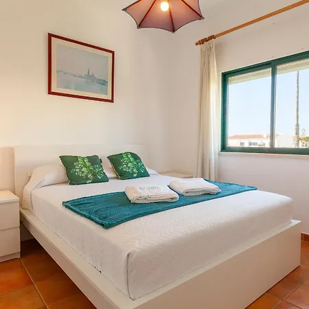 Quinta Dos Pinheiros
