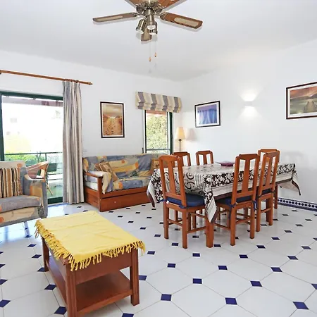 Quinta Dos Pinheiros