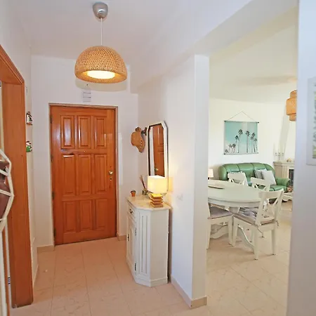 Quinta Dos Pinheiros لاغوس