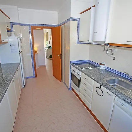 Quinta Dos Pinheiros 拉哥斯