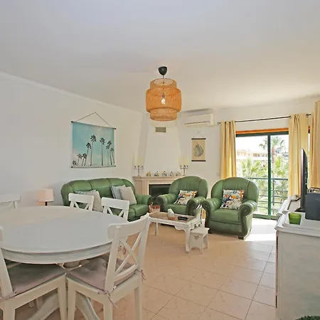 Quinta Dos Pinheiros 公寓 *