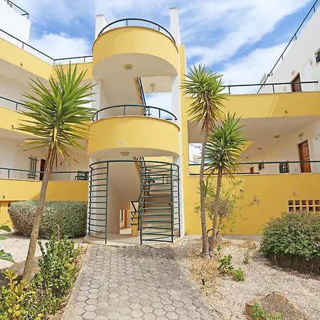 Quinta Dos Pinheiros 公寓