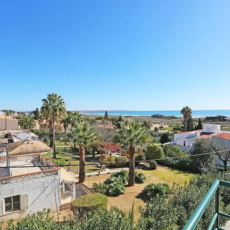 Quinta Dos Pinheiros Apartment